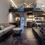 Acro Upscale Residences Apartament *