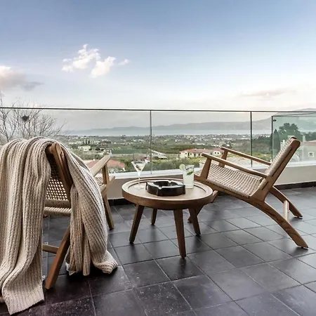 Acro Upscale Residences *