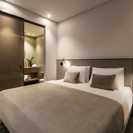 Acro Upscale Residences Corinth