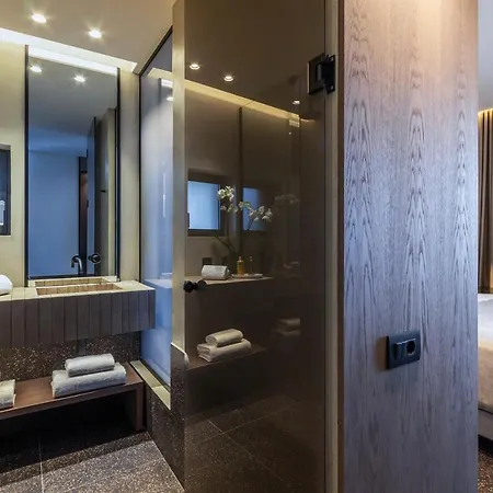 Acro Upscale Residences Corinth