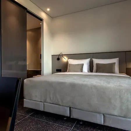 Acro Upscale Residences Lejlighed