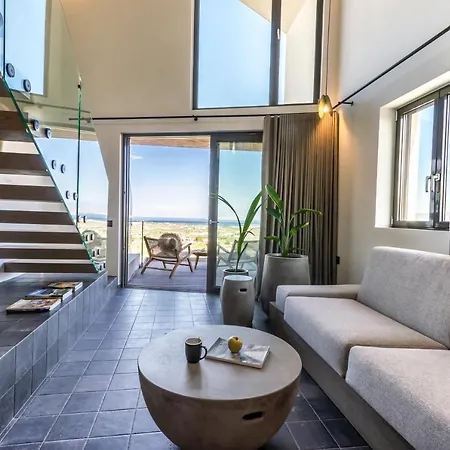 Acro Upscale Residences Appartamento *