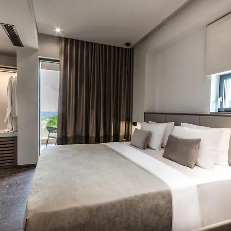 Acro Upscale Residences * Corinth