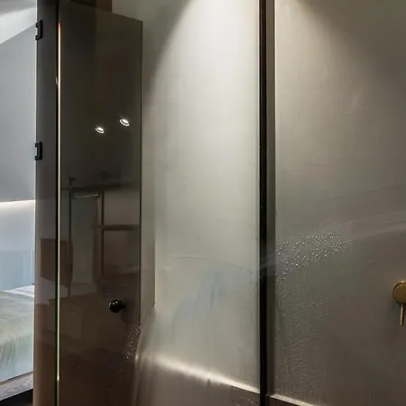 Acro Upscale Residences