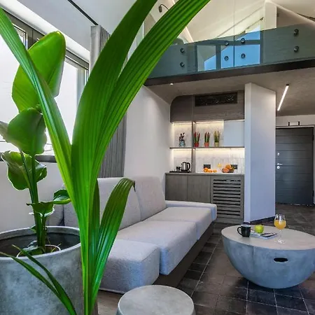 Acro Upscale Residences شقة Corinth