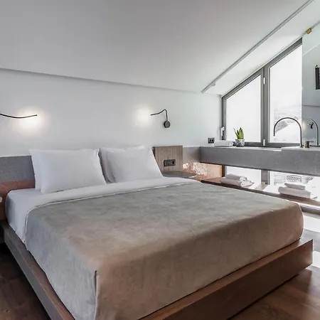 Acro Upscale Residences Apartment
