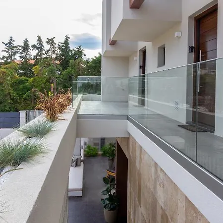 Apartmán Acro Upscale Residences