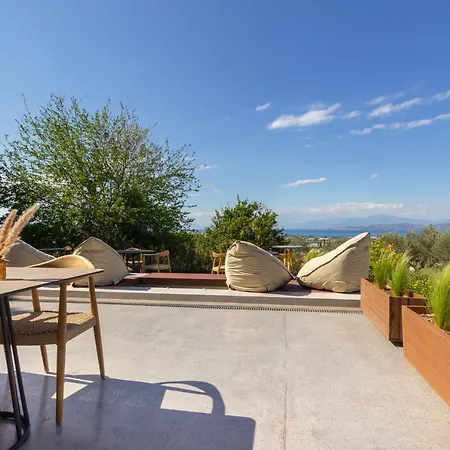 Acro Upscale Residences Corinth