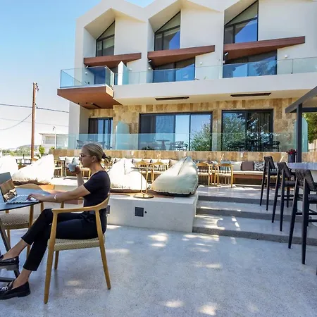 Апартаменты Acro Upscale Residences Corinth