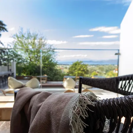 Appartamento Acro Upscale Residences