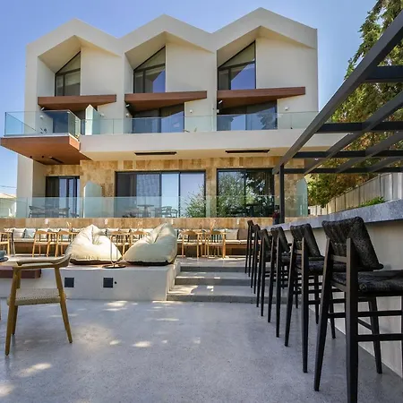 Acro Upscale Residences דירה Corinth