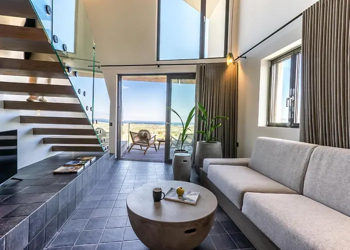 Acro Upscale Residences דירה *