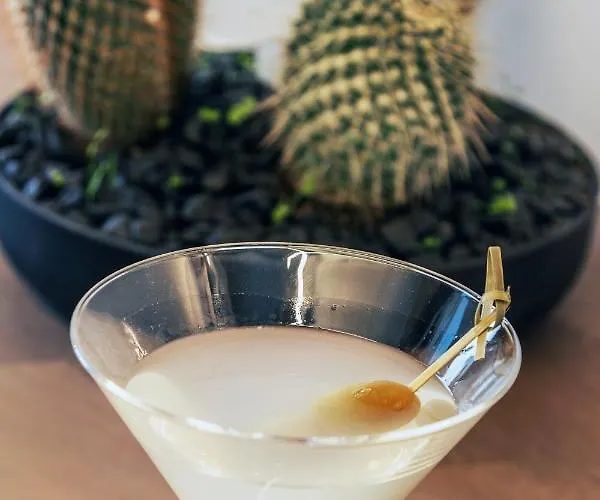 Acro Upscale Residences *