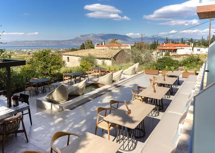 Acro Upscale Residences