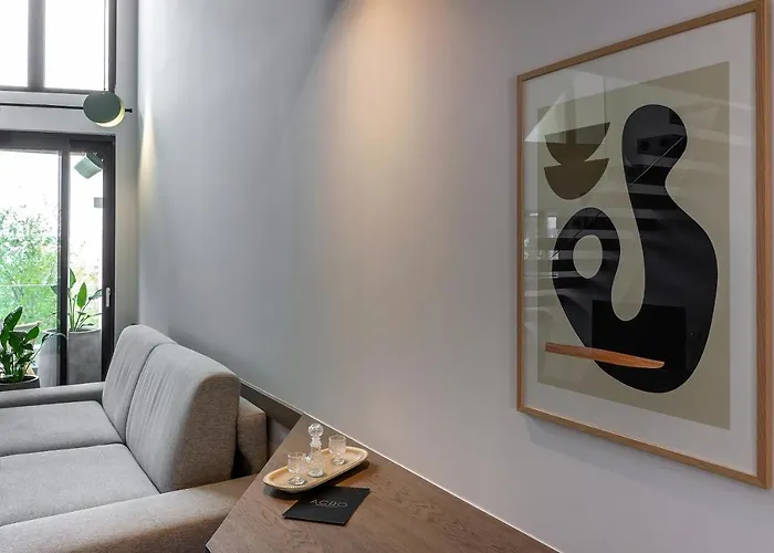 דירה Acro Upscale Residences