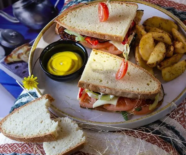 Acro Upscale Residences Apartamento